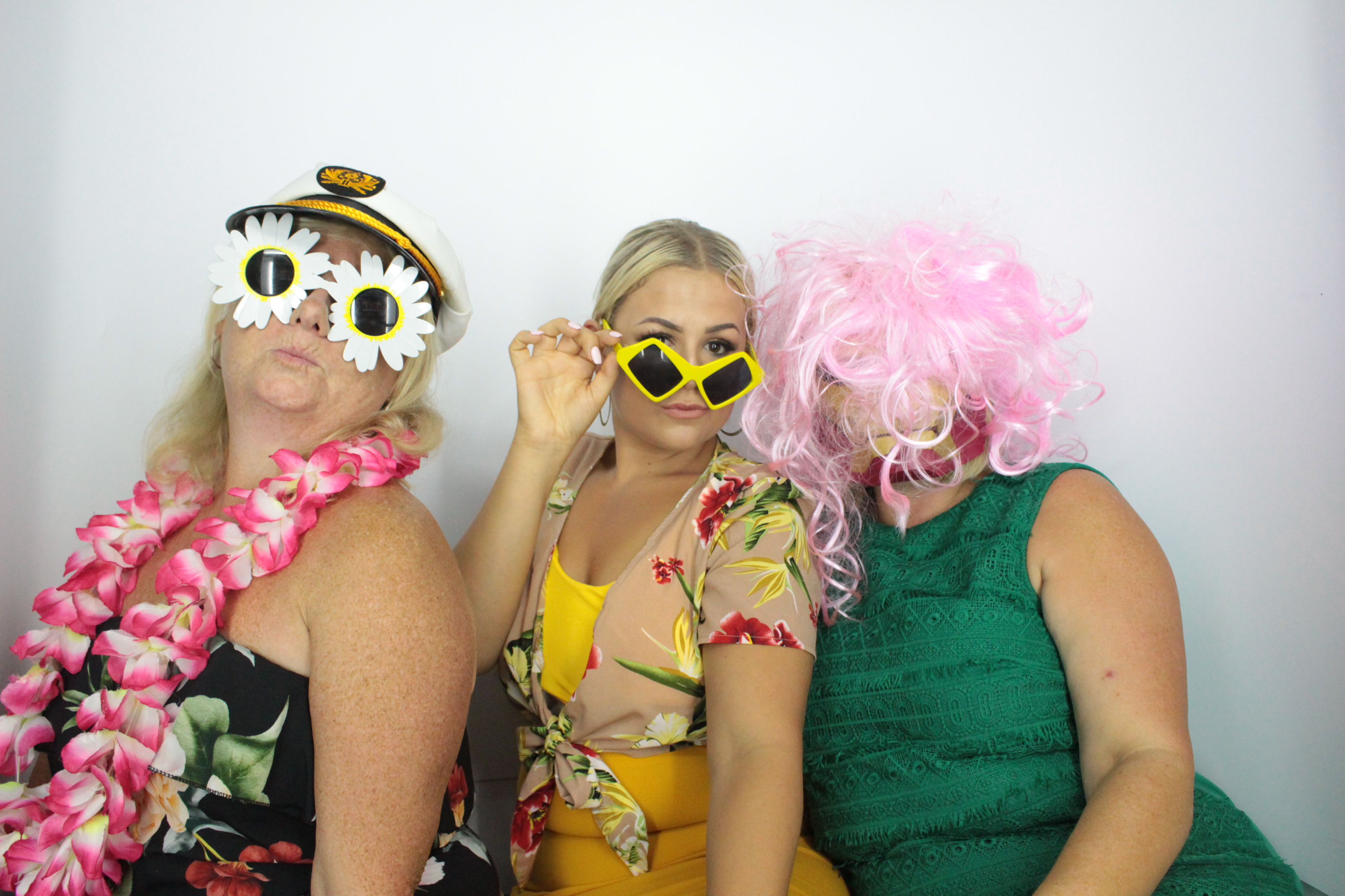 Martin & Colleen’s Joint 50th | View more photos from the event at gallery.myphotoboothexperience.co.uk/u/MyPhotoBoothExperienceLtd/Martin-Colleen’s-Joint-50th